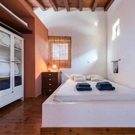 Ionian Colours Kefalonia Holiday home *